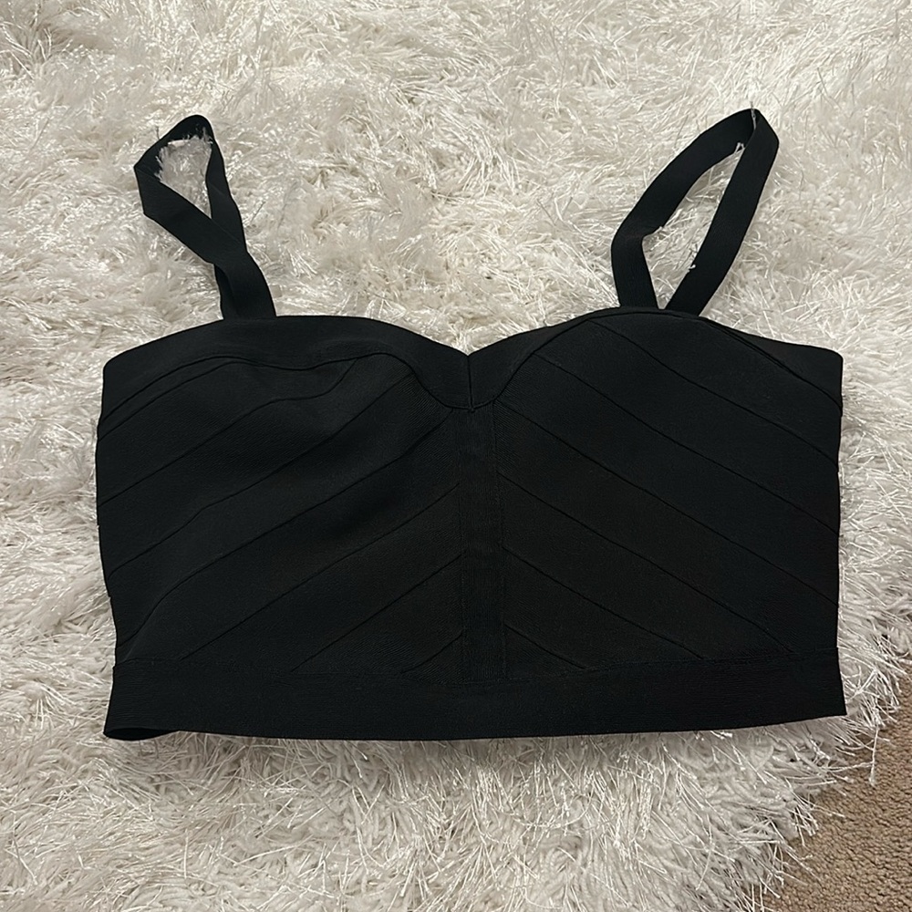 Black going out top.